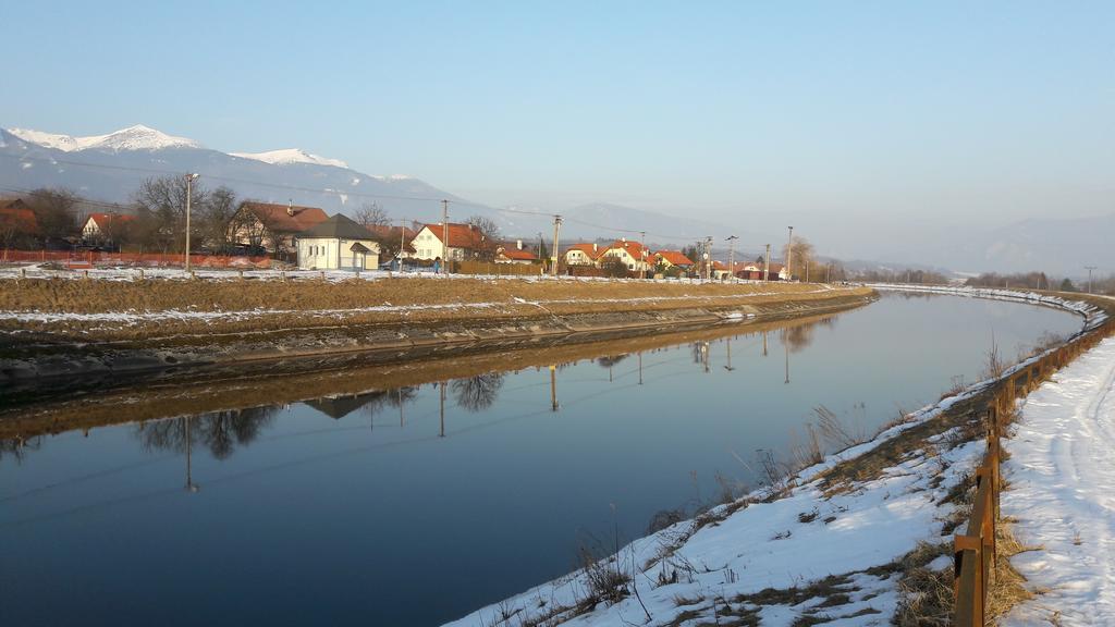 Apartman Yvet Sucany Esterno foto