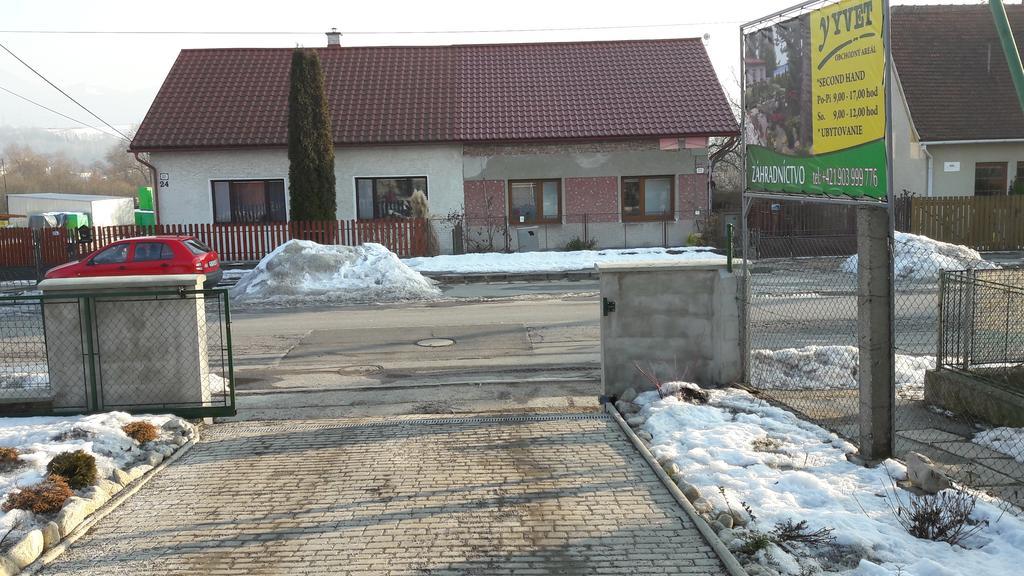 Apartman Yvet Sucany Esterno foto