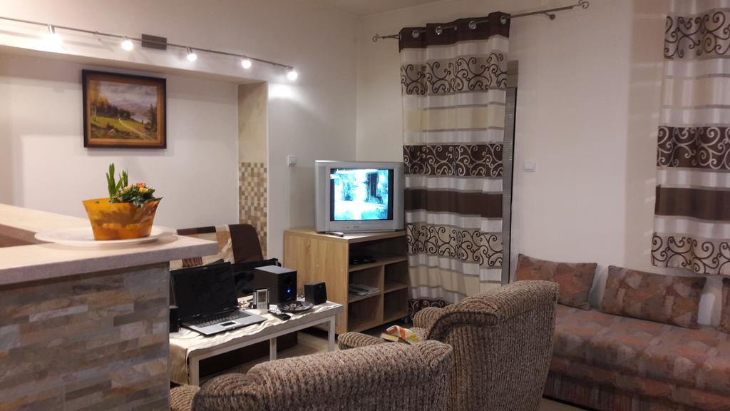 Apartman Yvet Sucany Esterno foto