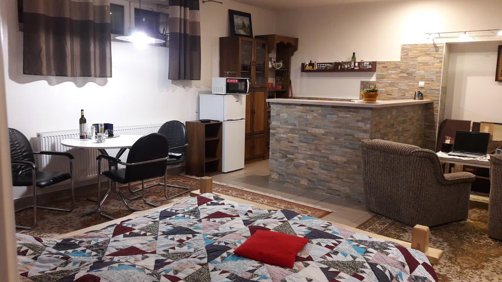 Apartman Yvet Sucany Esterno foto