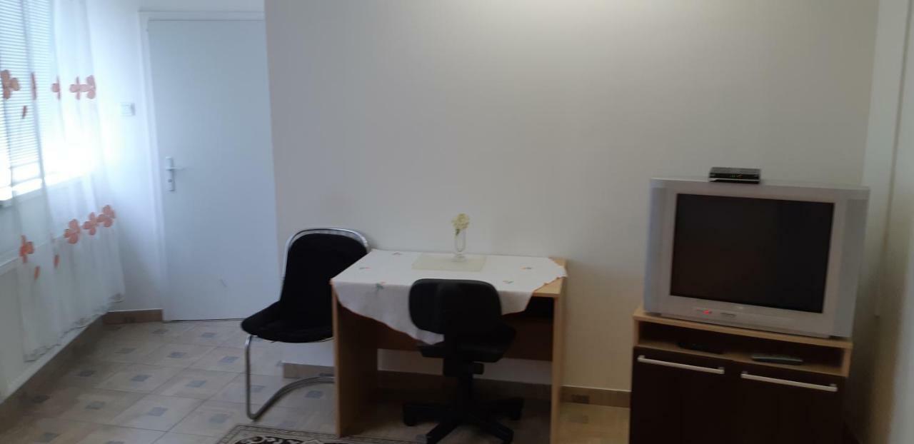 Apartman Yvet Sucany Esterno foto