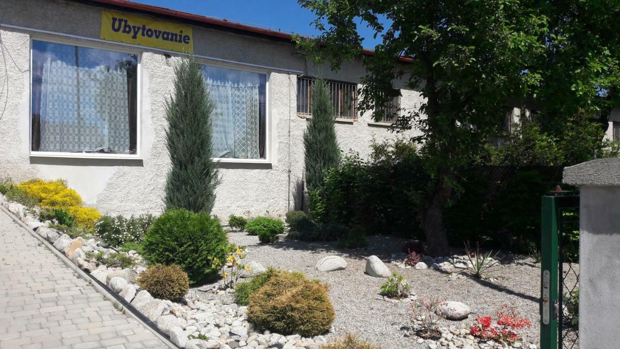 Apartman Yvet Sucany Esterno foto