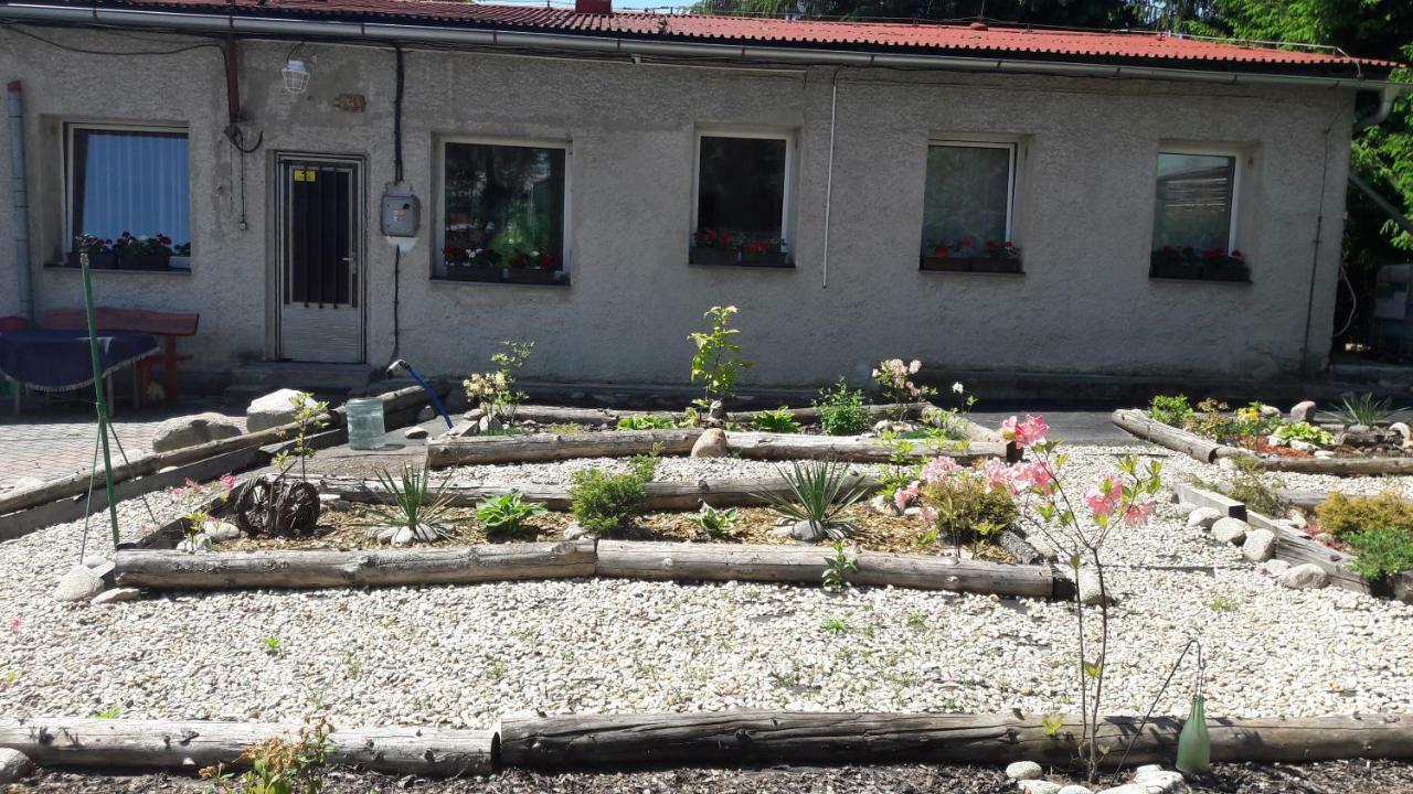 Apartman Yvet Sucany Esterno foto